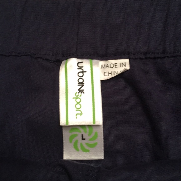 Urbane Sport Scrubs in Navy Blue. Two pieces. - Picture 3 of 3